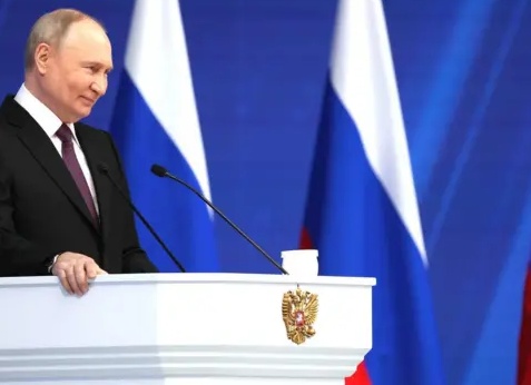 Что сказал Путин в послании Федеральному собранию, что задумал, какое решение принял и о чём промолчал Что сказал Путин в послании Федеральному собранию, что задумал, какое решение принял и о чём промолчал